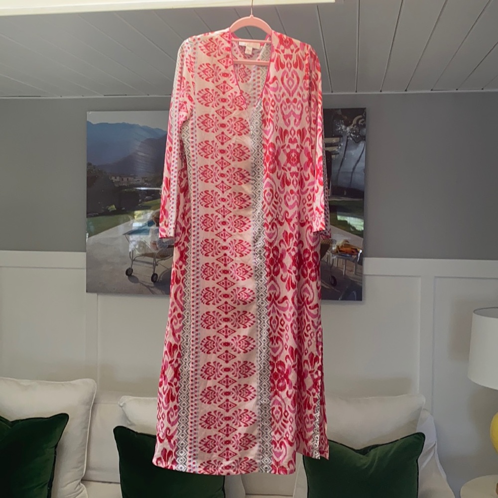 Oscar de la Renta Cover Up